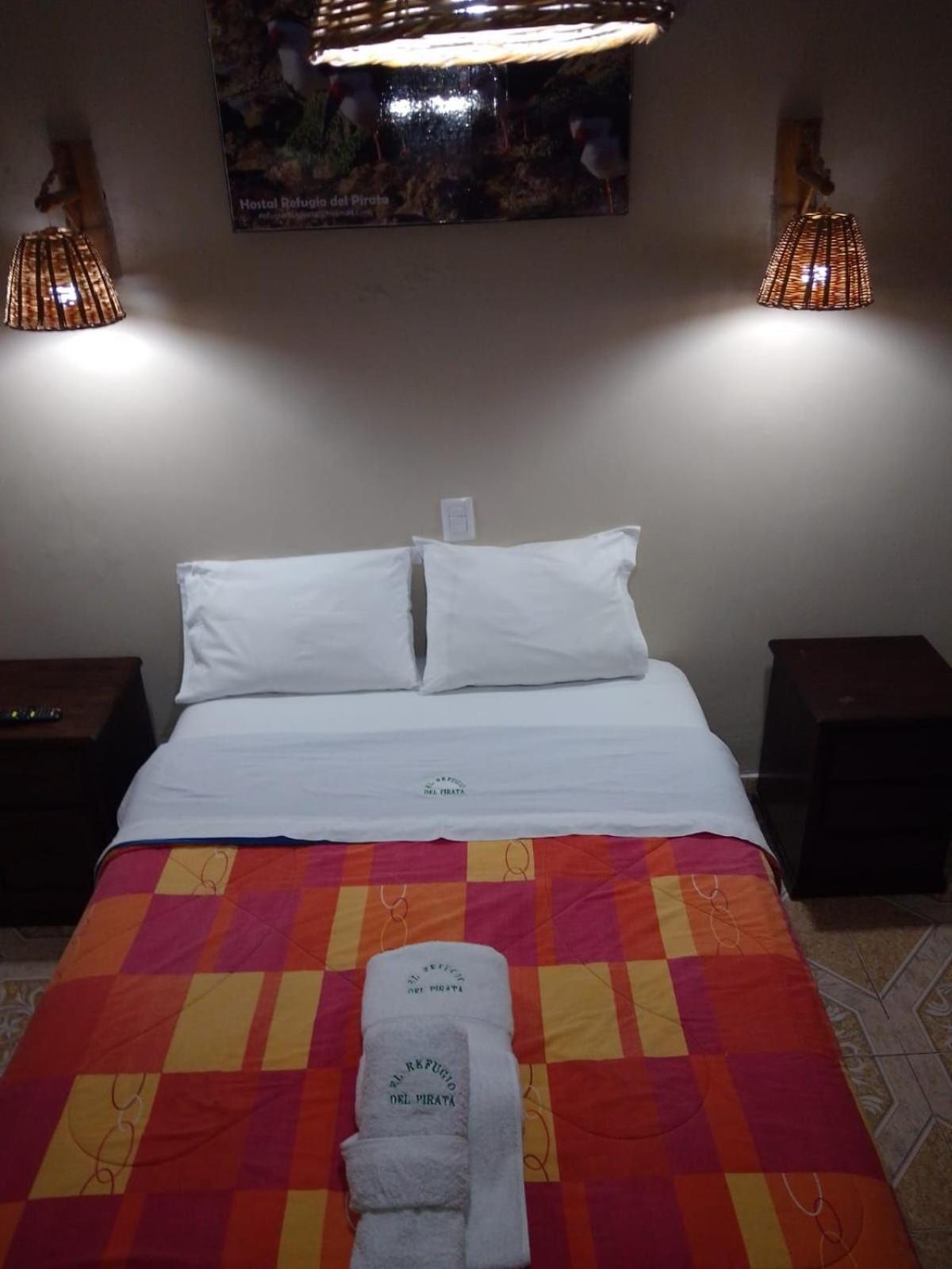 Hostal Refugio Del Pirata Paracas Kültér fotó